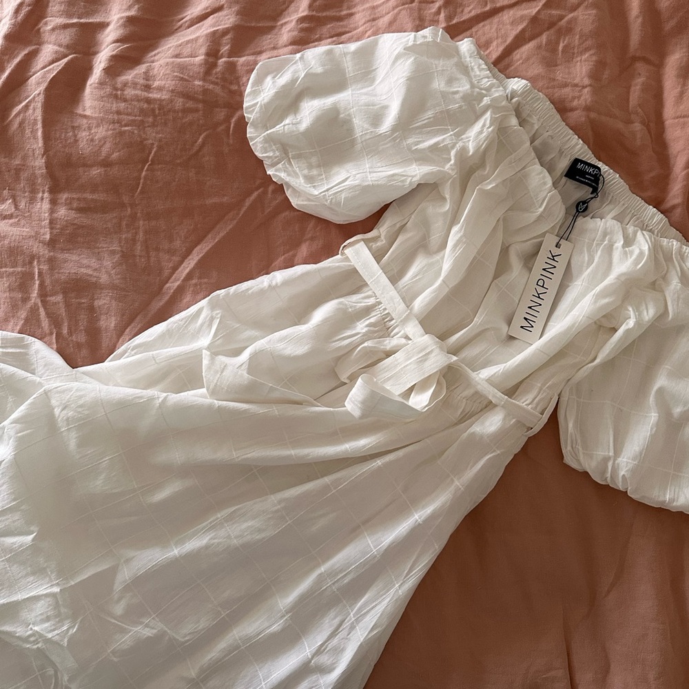 New revolve Minkpink dress